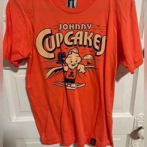 Johnny Cupcakes Beach Bou Tee - Men's Small